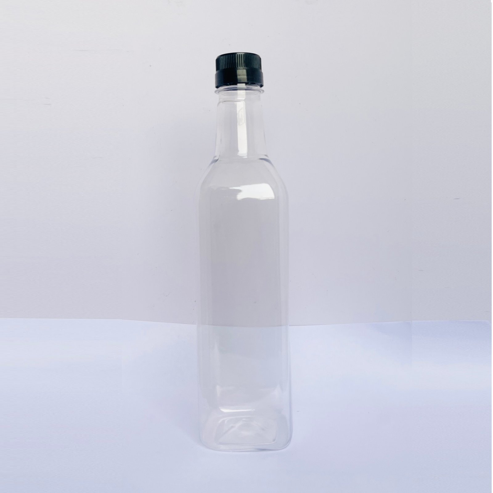 Transparent Plastic Square Premium PET Bottle